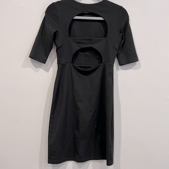 Susana Monaco Open Back Sexy Little Black Short Sleeve Stretch Mini Dress M 6 8 - Picture 11 of 12
